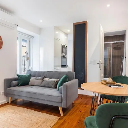 Apartment Great Pad In Alcantara Lisbon