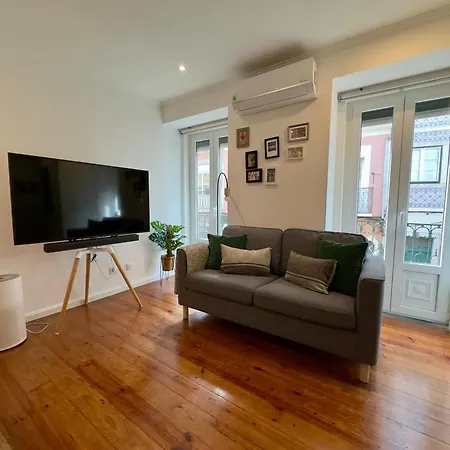 Great Pad In Alcantara Apartment Lisbon