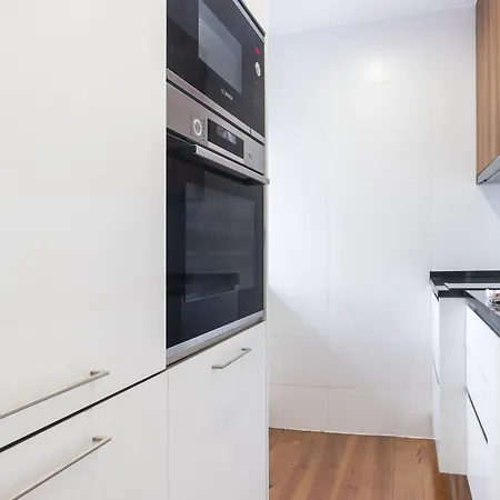 1 Bedroom With Ac Fiber Optic Internet 리스본